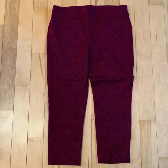 Chicos 3 Size US 16 XL Josie Stretch Botanical Slim Ankle Pants Cranberry Leaf - Picture 4 of 7